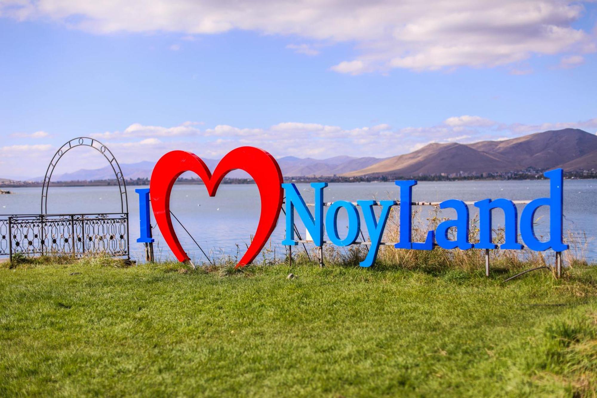 Noy Land Resort Sevan Exterior photo